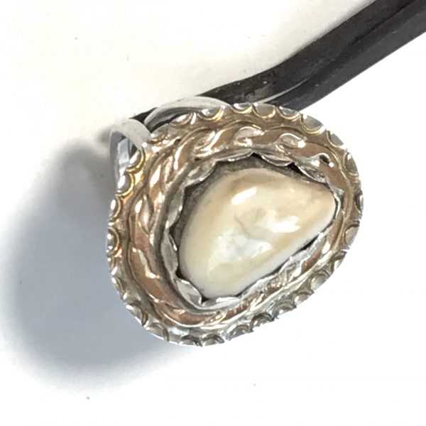 Elk Ivory ring Photo